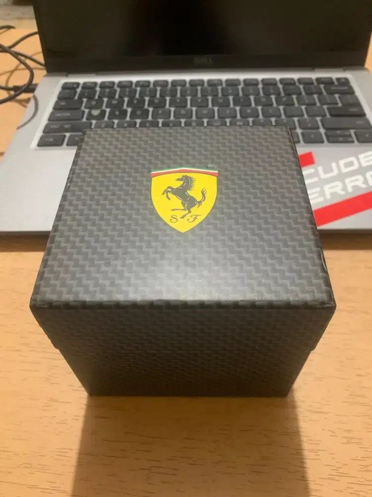 Jam Tangan Scuderia Ferrari