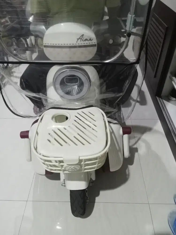 SEPEDA LISTRIK AIMA