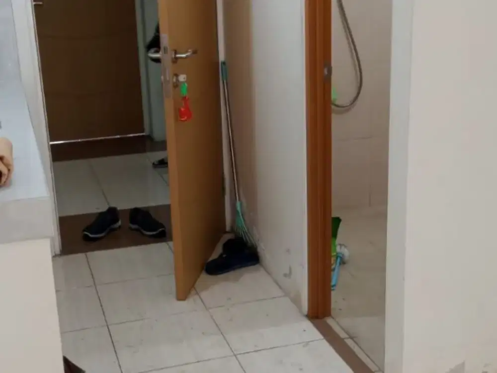 SEWA Murah Apartemen Bale Hinggil Raya MERR Medokan Semampir Studio Kosongan AC 1 Tower A Lantai Rendah Favorite
