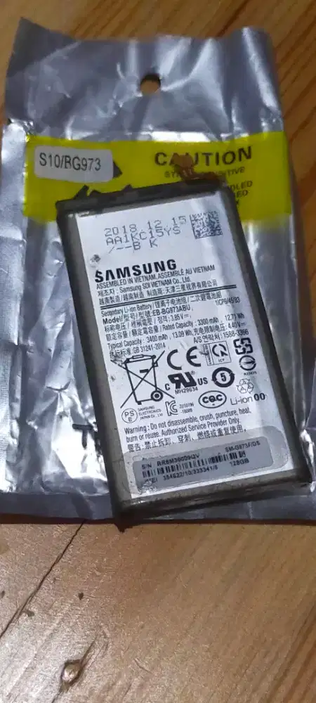 Baterai Original 100% Samsung S10/BG973(cabutan).