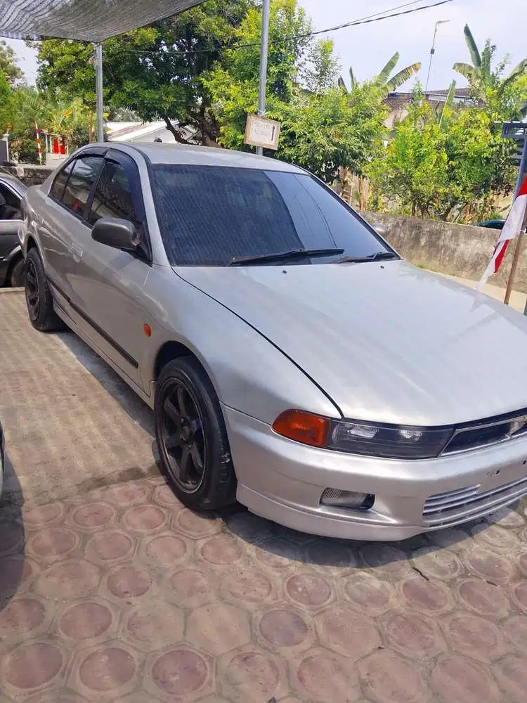Mitsubishi Galant 1997 Bensin