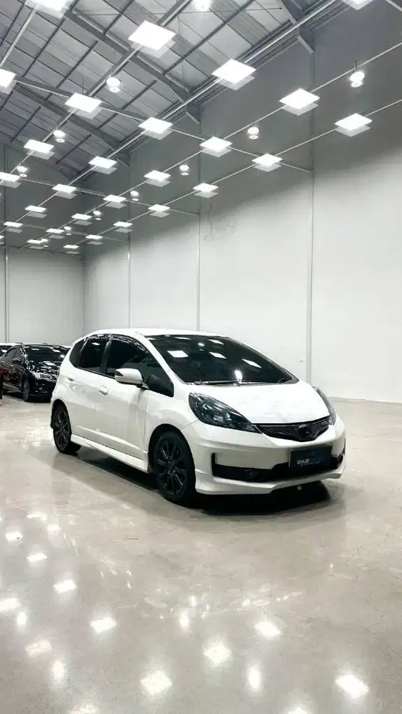 TDP 15jt! Honda Jazz RS AT 2014, Plat W, KM 105rb, Pajak Panjang