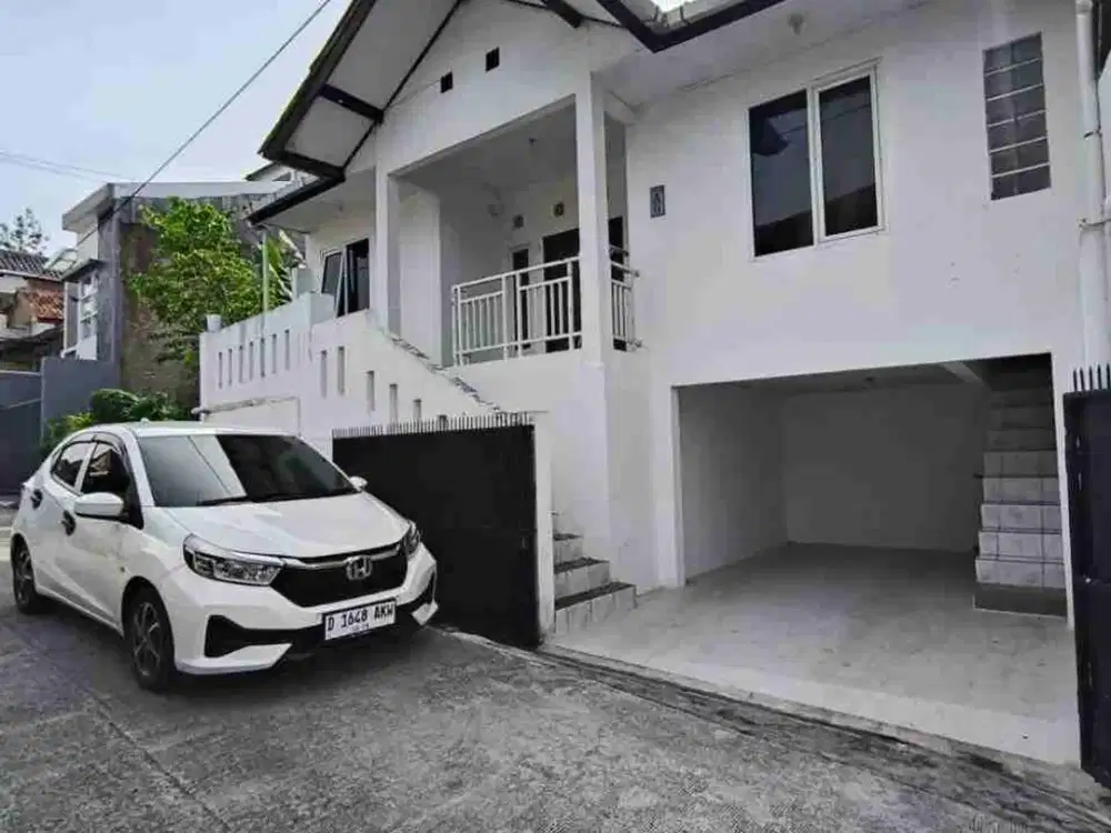 Dijual Rumah terawat dikomplek permata cipageran cimahi
