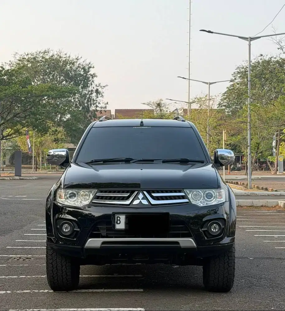 Mitsubishi Pajero Sport Exceed 4x2 Diesel Matic 2014