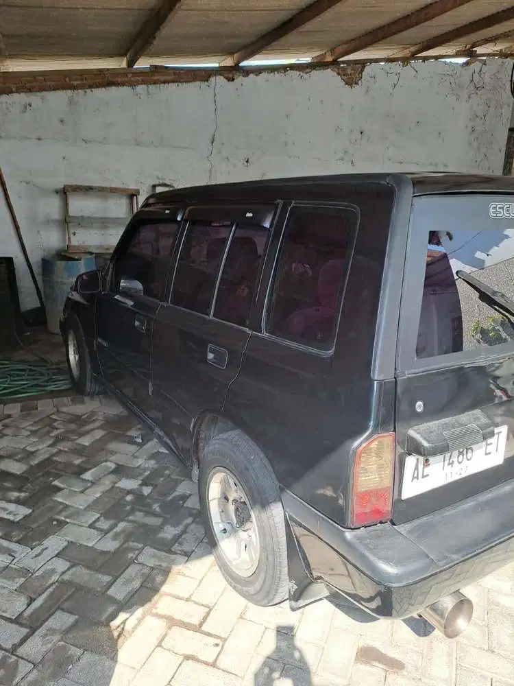 Suzuki Escudo 1995 Bensin