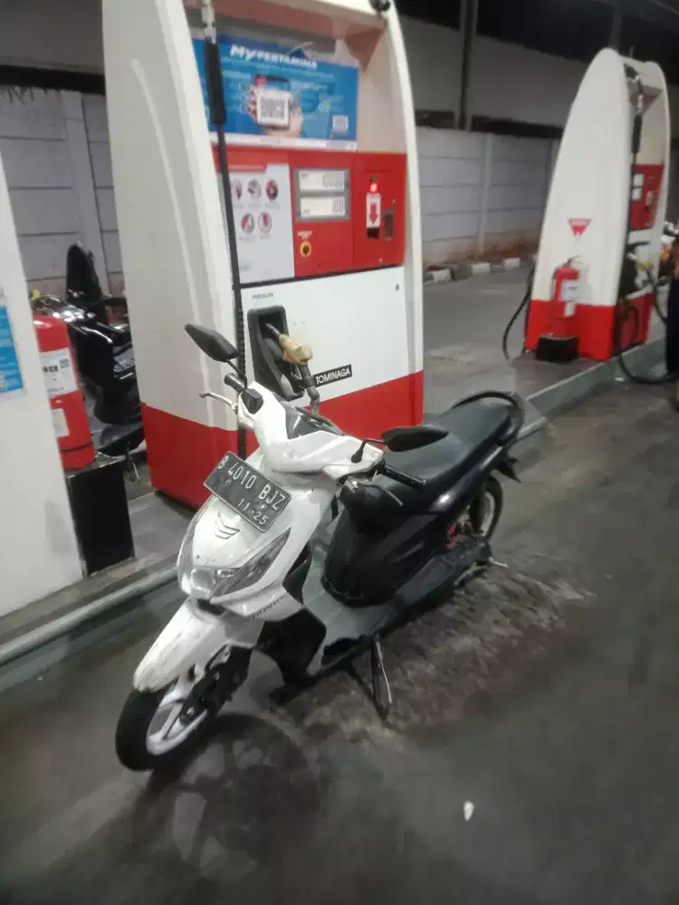 Honda beat karbu