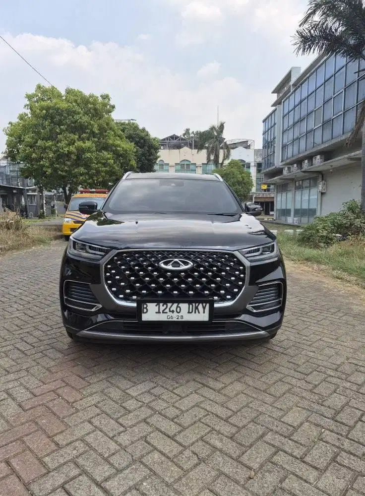 DP 5 JUTA CHERY TIGGO 8 PRO PREMIUM 2023