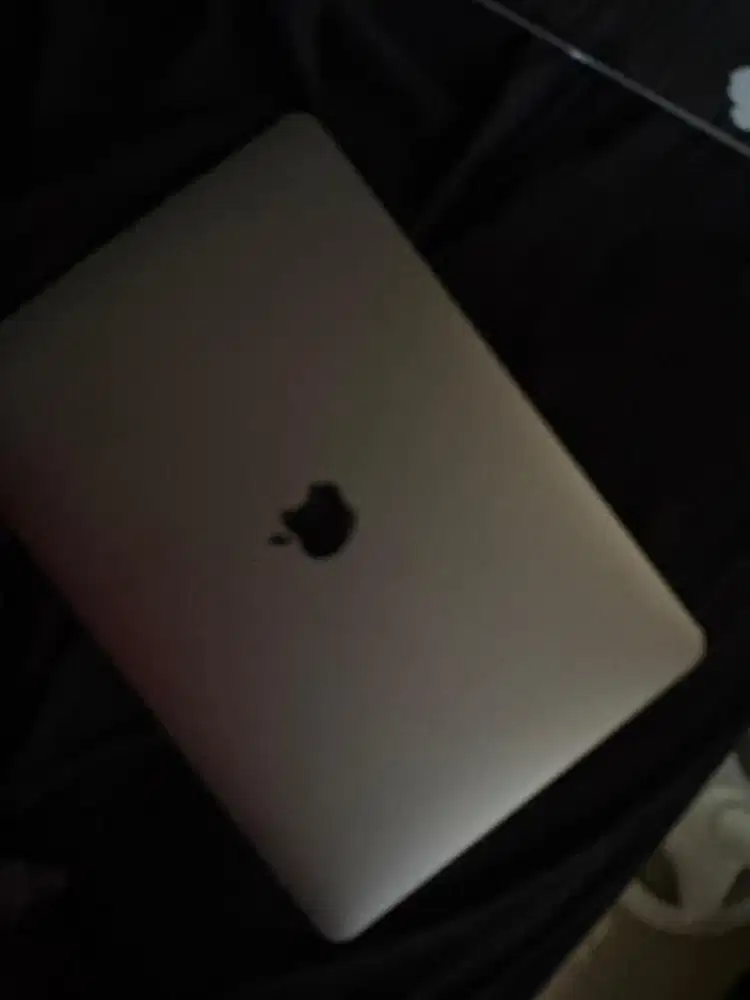 MACBOOK AIR 2018 i8 8/128