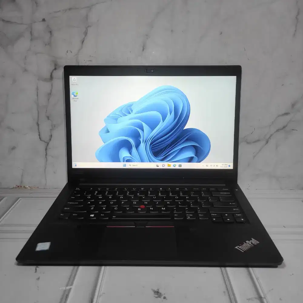 THINKPAD E490 i7 GEN 8 RAM16 SSD 512