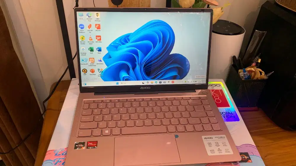 JUAL CEPAT! AXIOO MYBOOK HYPE 5 AMD X3 LOLLIPOP