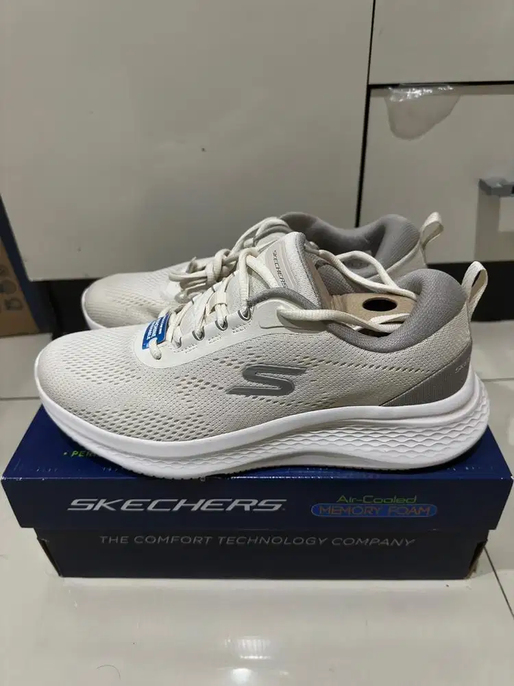 Sepatu Skechers Skech-Lite Pro 2.0 (NEW)