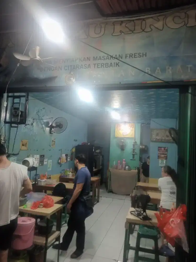 Di cari karyawati yang jujur dan rajin kerja