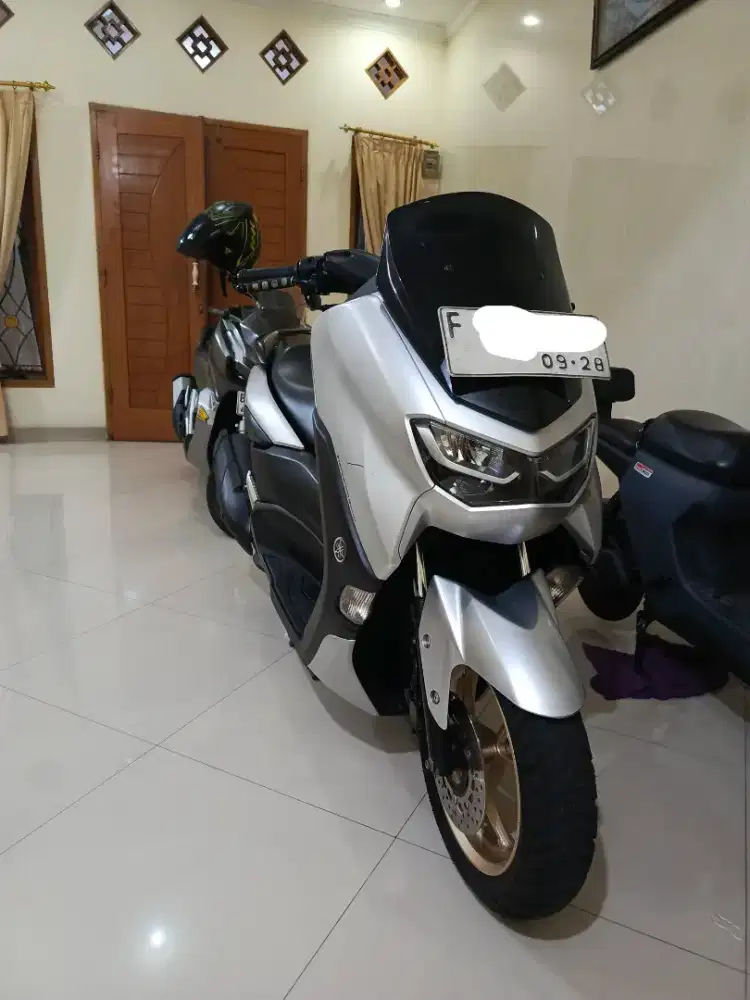 NMAX 155 2023 KEYLESS