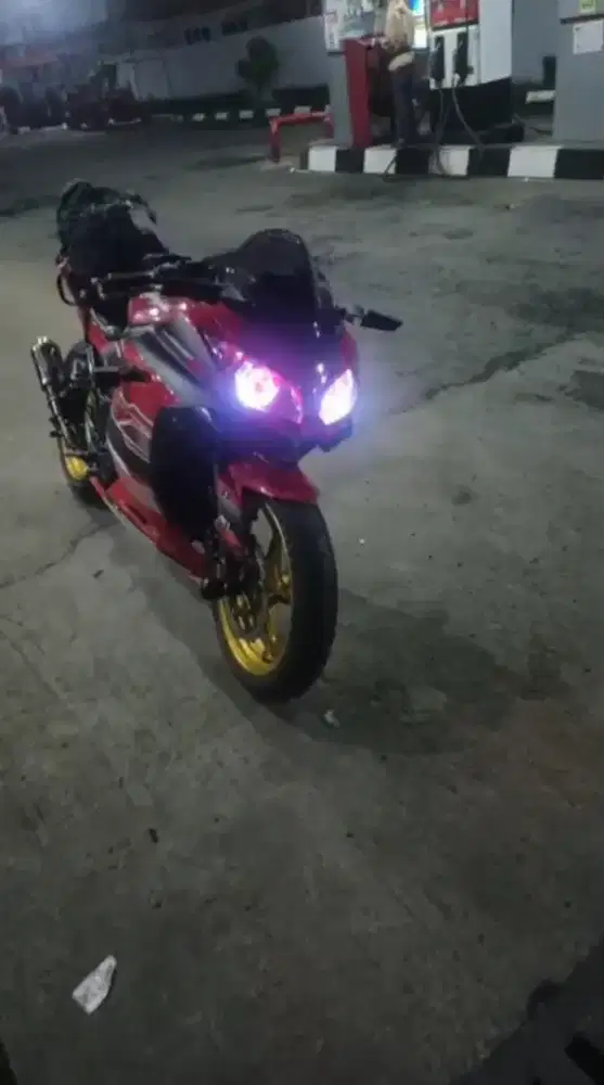 Kawasaki Ninja 250cc tahun 2013 SS Lengkap No Minus