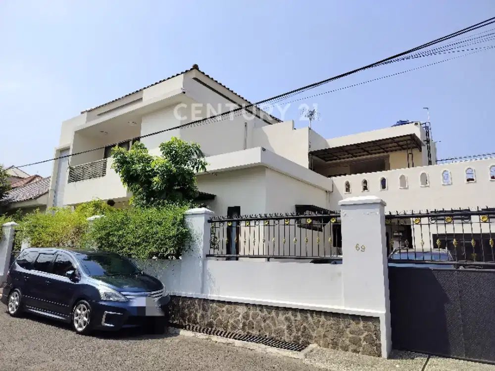Rumah Nyaman Dan Asri Di Jakarta Selatan