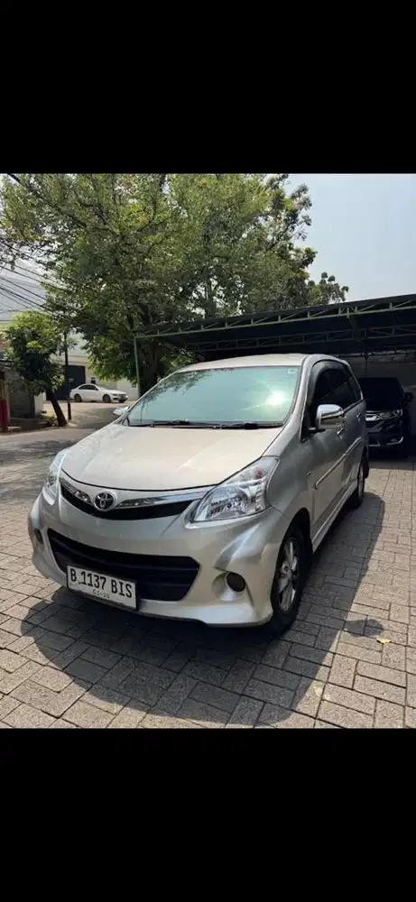 Jual Cash Toyota New Avanza Veloz 1.5 AT 2014