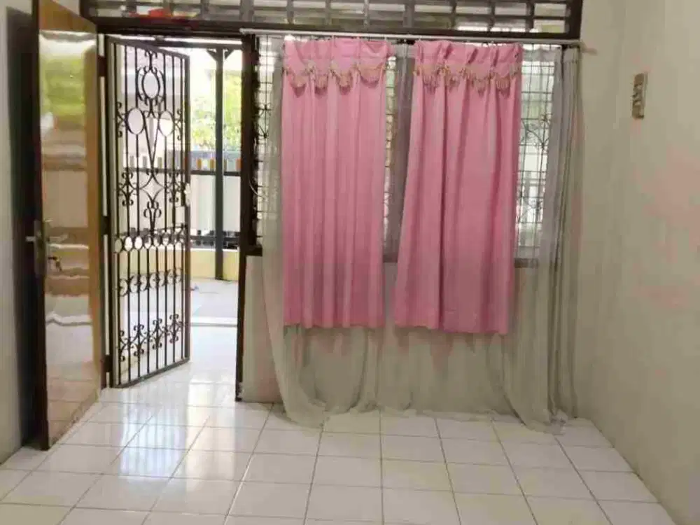 disewakan sunter 10 x 16 rapi standard hanya 65juta/th