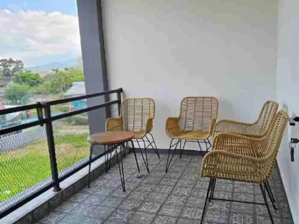kos elite samping taman singha merjosari dekat arah sigura gura dan sangat dekat ke kampus UB Brawijaya, UIN, ITN, dan mall matos. bangunan cantik dan moderen
