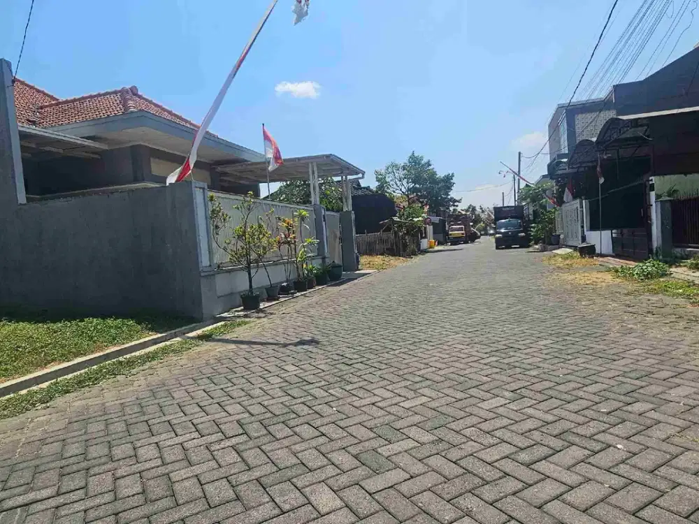tanah bagus siap bangun di sawojajar dekat velodrome dan dekat sekali ke jalan tol bagus buat investasi atau dibangun hunian