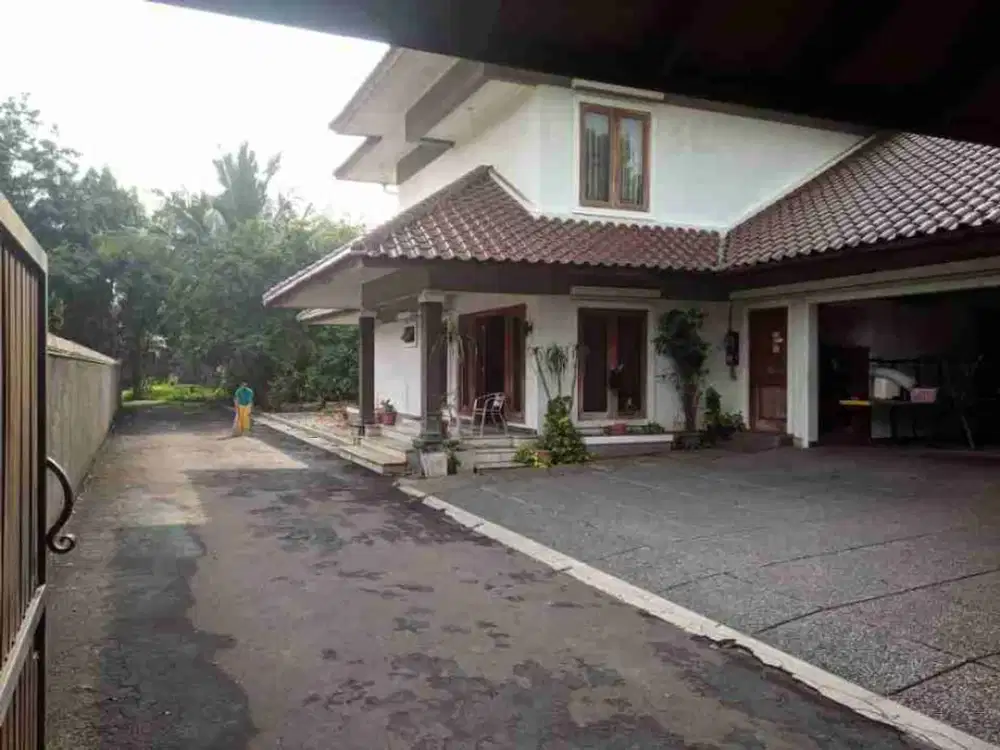 Rumah hook tanah Luas 839 m LB 394m di cilandak dekat Citos jaksel