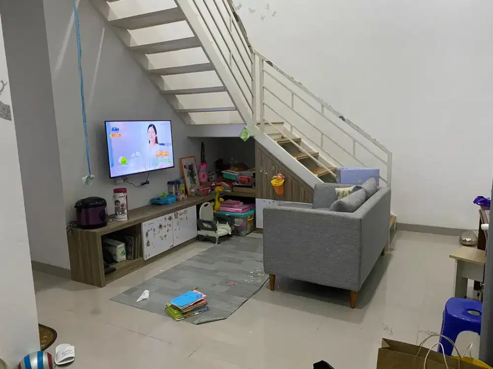Rumah 2 Lantai Perumahan De Sangkanhurip Estate