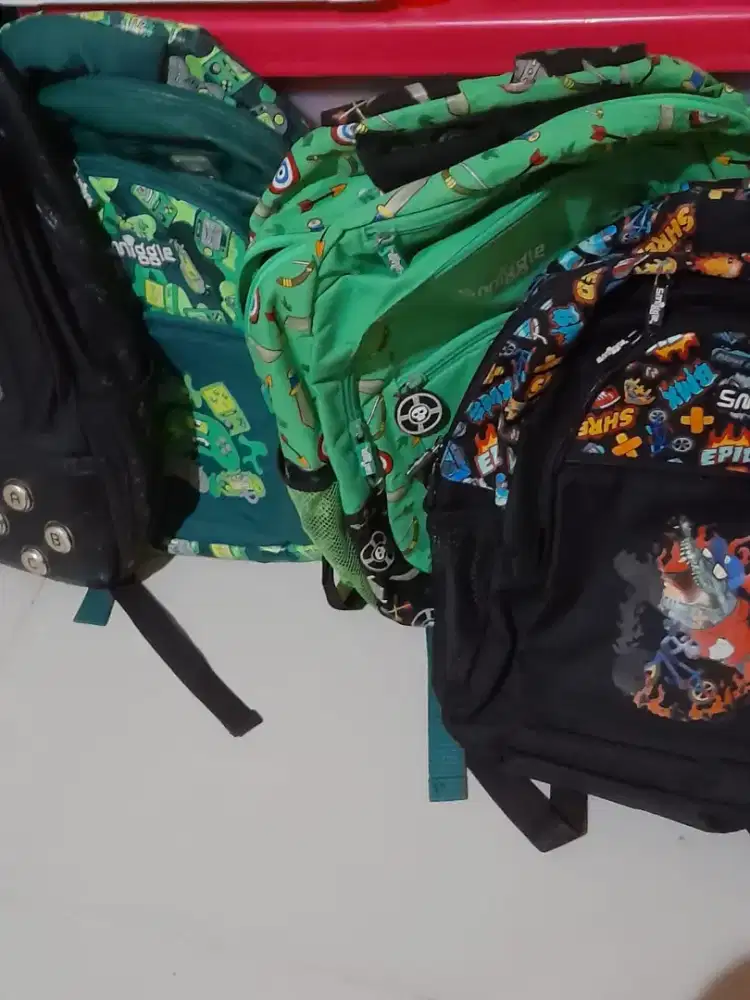 Dijual tas sekolah anak take all masih bagus dan layak pakai