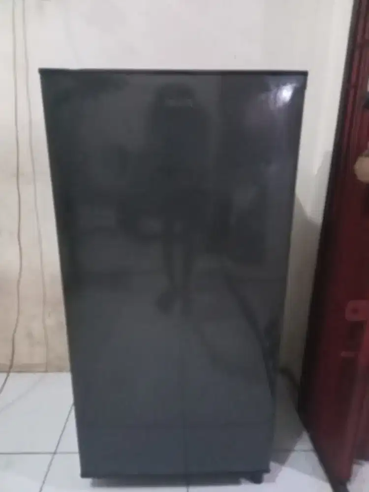 Kulkas 1 pintu aqua normal