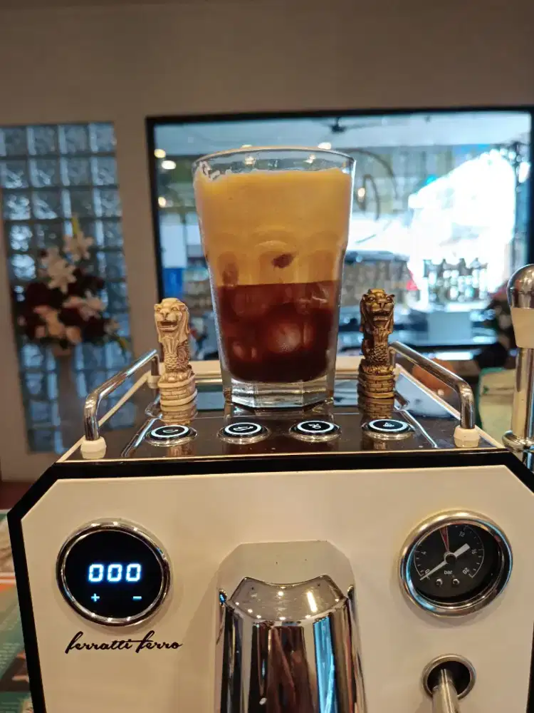 Khusus cewe berpengalaman barista