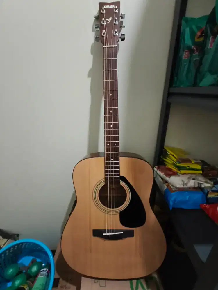 Baru gitar akustik elektrik Yamaha F310 original