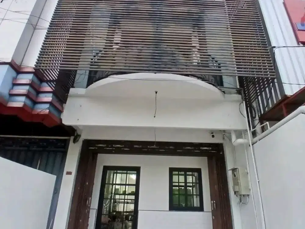 JALAN JENGGOLO