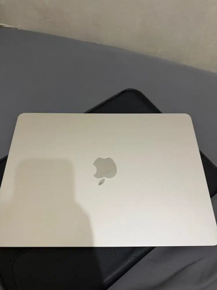 Macbook Air M2 2022