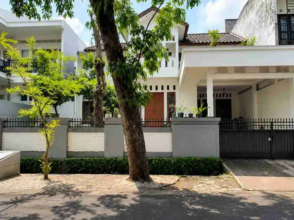 Dijual Rumah Terawat Siap Huni Di Kawasan Kebayoran Lama Jaksel IP-18948
