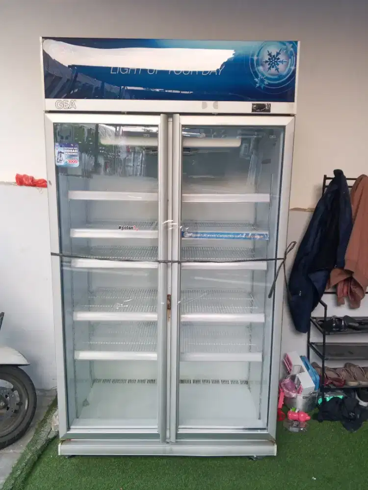 Showcase GEA 2 Pintu Original Segel Super Dingin