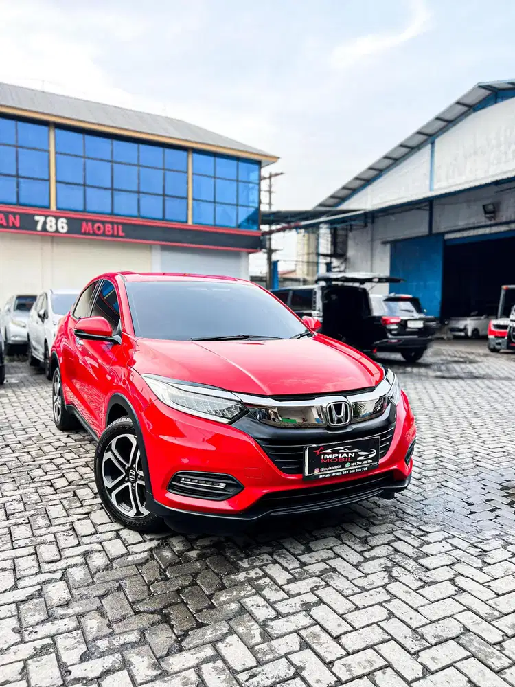 Honda HRV SE CVT Merah 2019 HR-V 2020 Jazz 2018 Avanza 2021 Veloz 2017