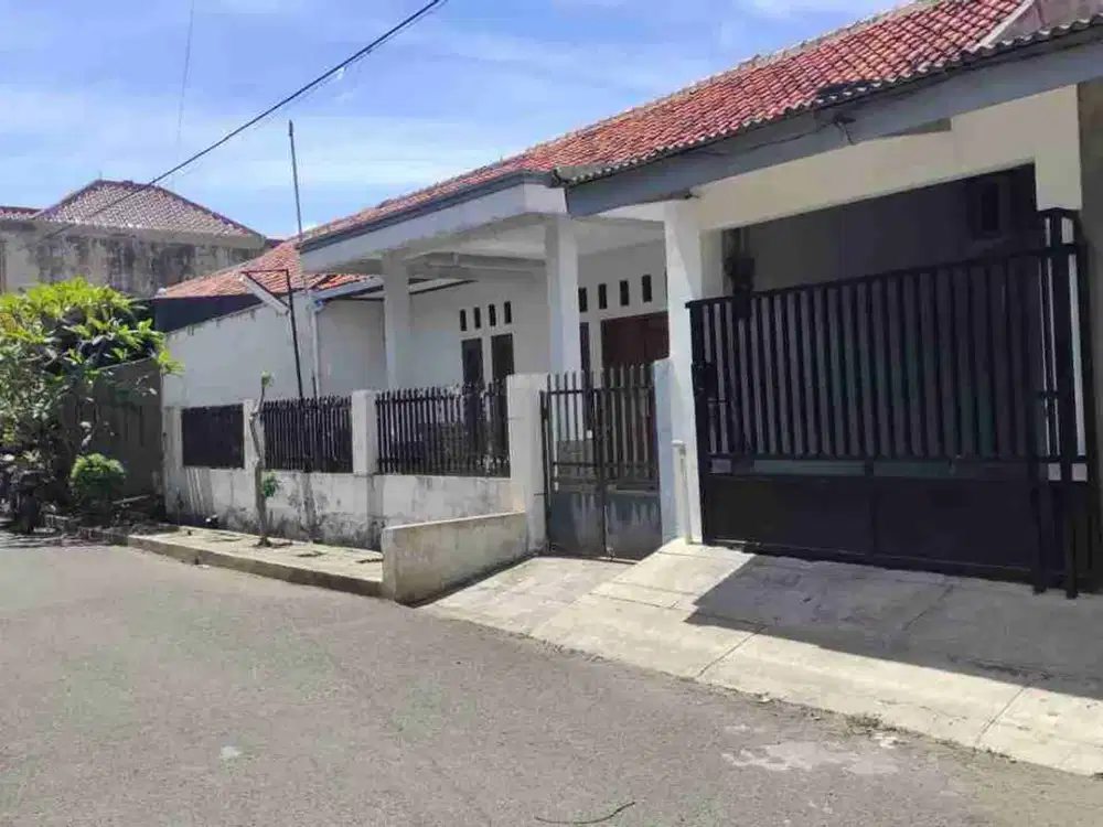 Dijual Rumah Siap Huni Lokasi Strategis Harga Menarik di Area Bintaro Tangsel BS-18669