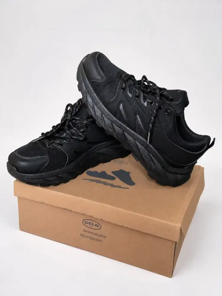 Declan Sneakers