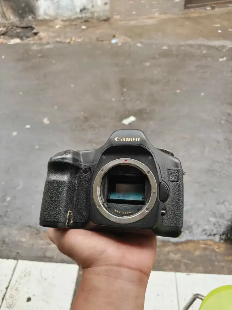 Kamera DSLR canon 5D klasik
