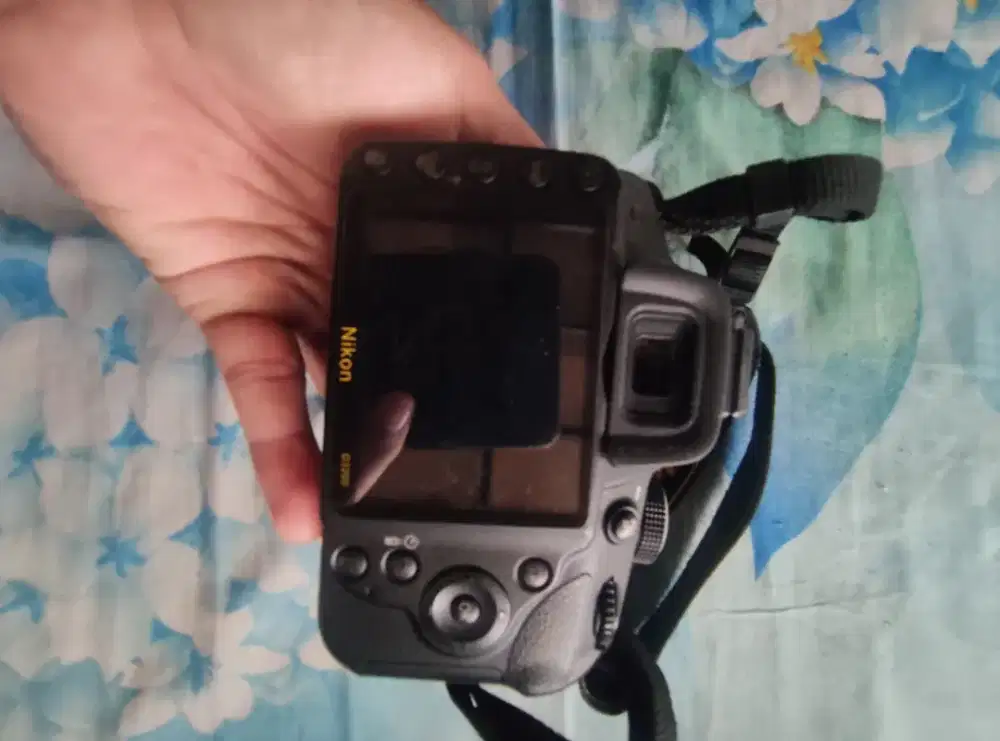 Kamera Nikon D3200 Mulus