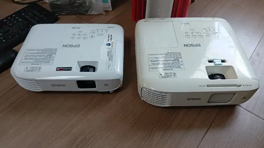 EPSON Proyektor