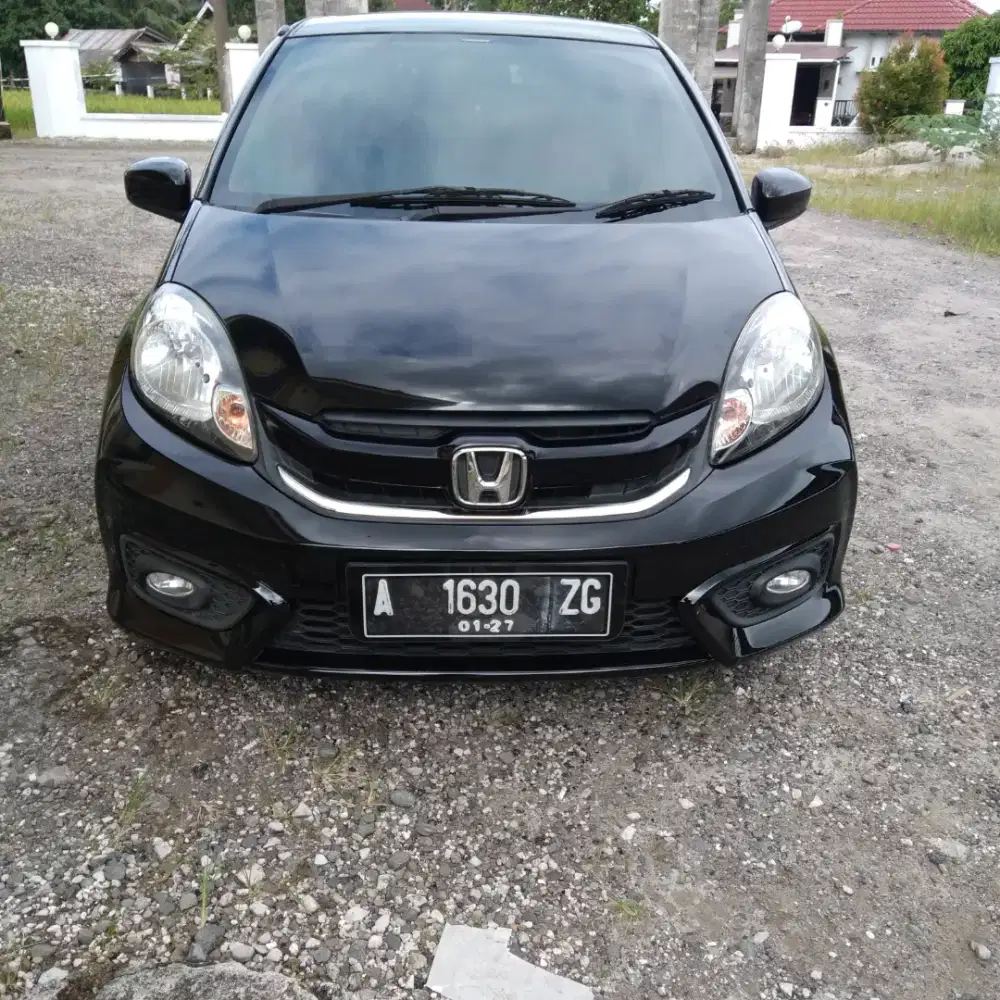 Honda brio e satya 2016