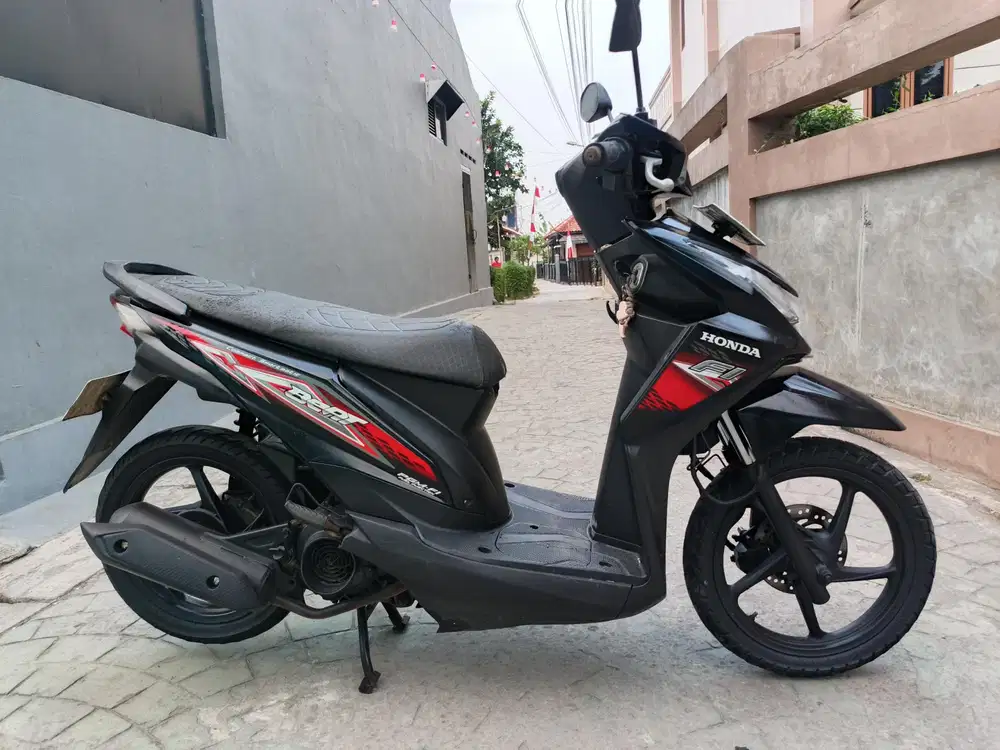 Honda beat FI 2014 stater tokcer halus mulus terawat