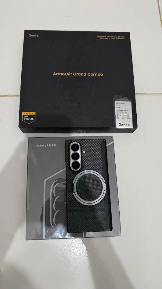 Samsung Z Fold 7 like NEW