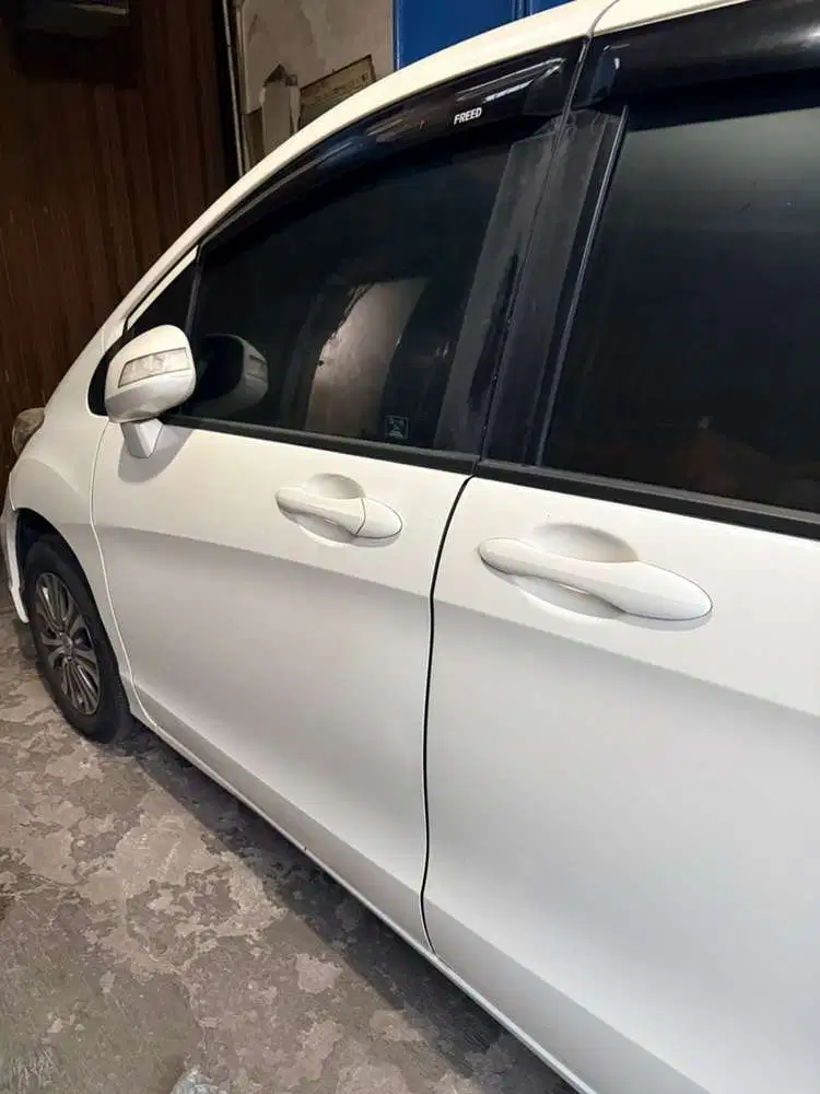 Honda Freed 2012 psd tipe tertinggi Bensin