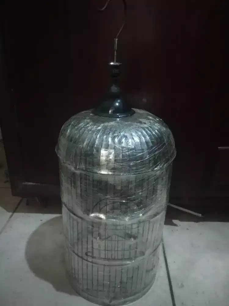 Kandang besi kecil/burcil