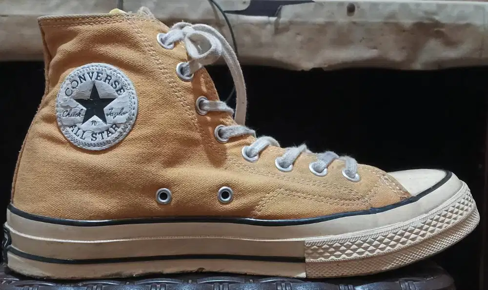 Original Converse sun flowers size 41, 5 insol 265cm.