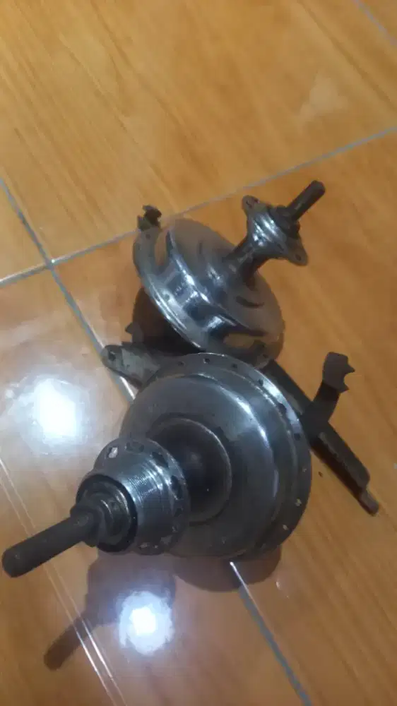 rem tromol depan sepeda onthel klasik  Sturmey Archer MADE IN JAPAN