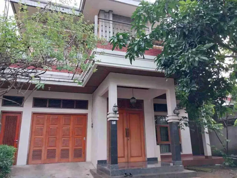 Rumah Mewah 2 Lantai, 5 Menit ke Bintaro Xchange Mall