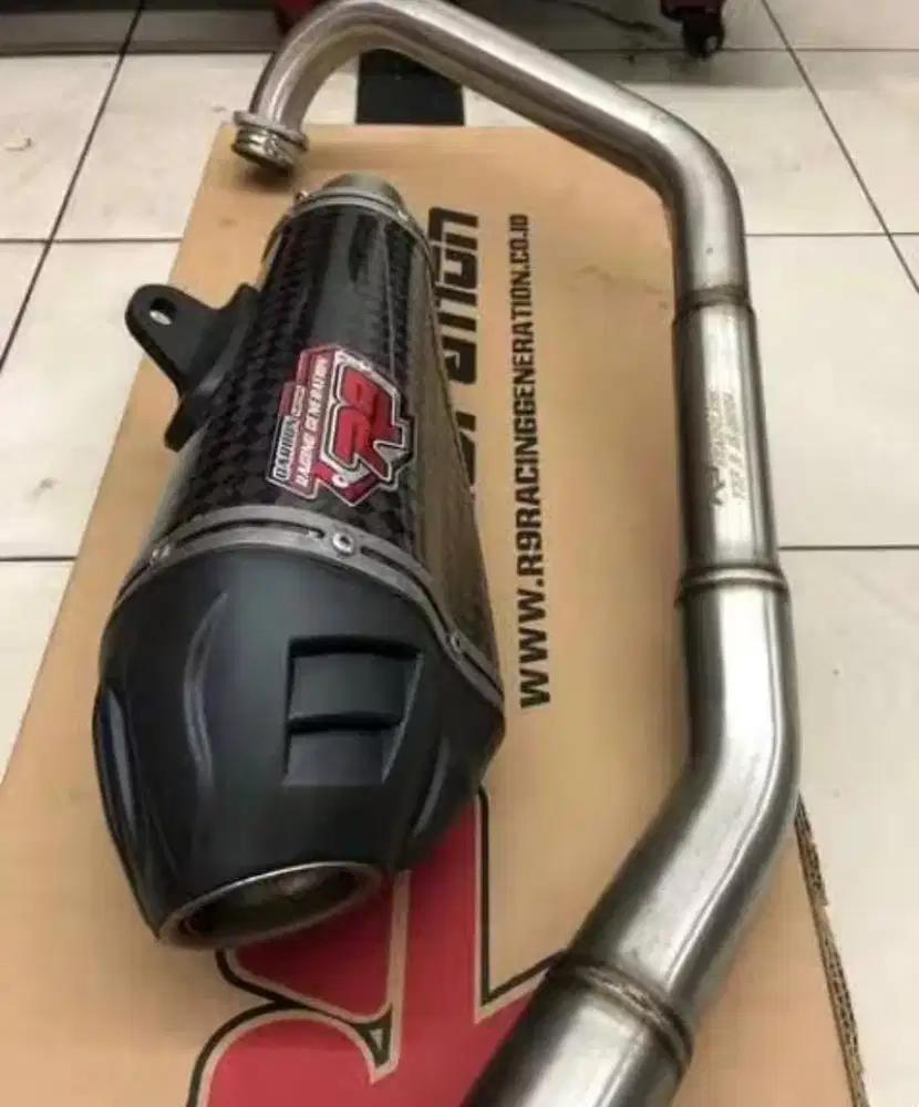 Knalpot R9 Austin Titanium Carbon Original Full System (LIKE NEW)