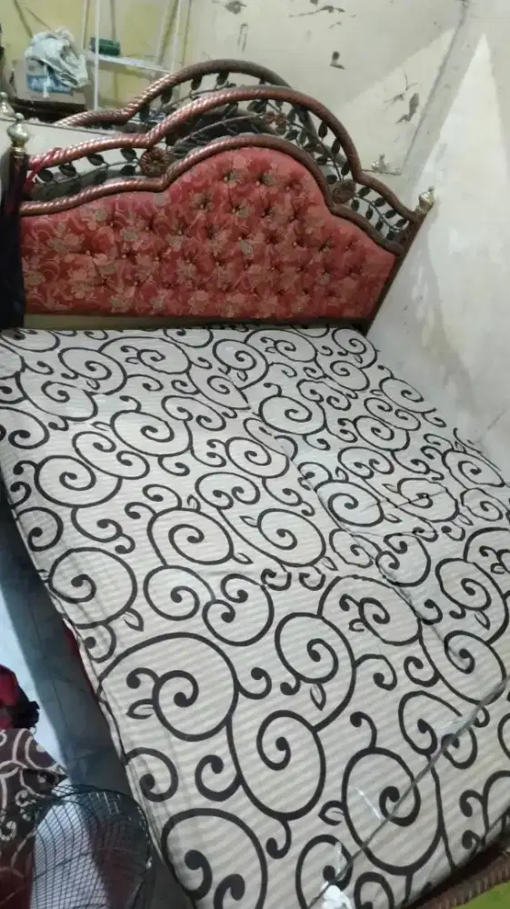 Ranjang kasur bekas