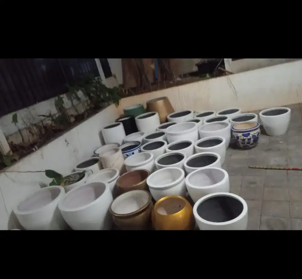 Pot bunga tanaman